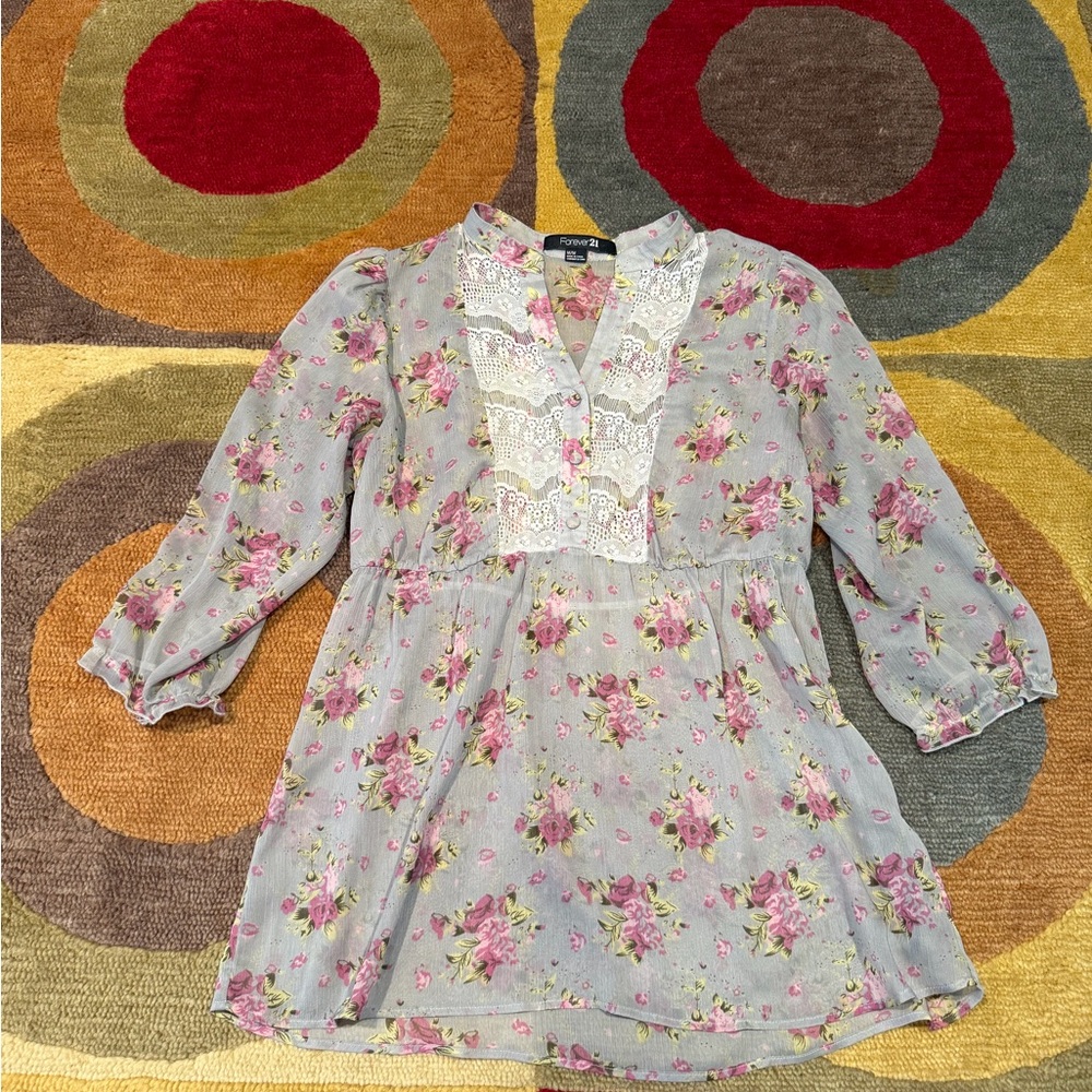 Forever 21 Vintage Y2K Style 3/4 Sleeve Long Tunic Top Floral Print Sheer Lace M